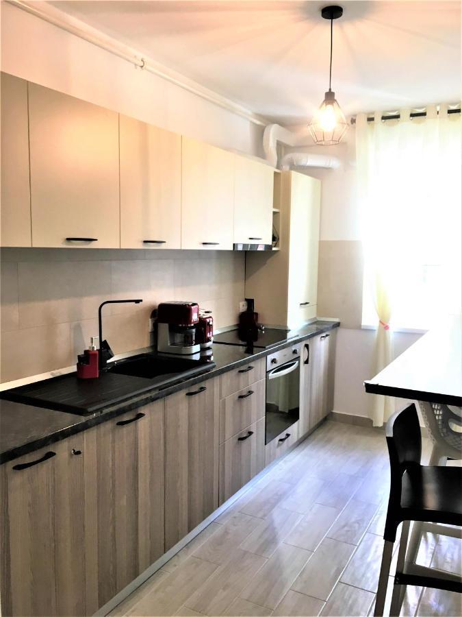 Apartment Alex Brasov Ngoại thất bức ảnh